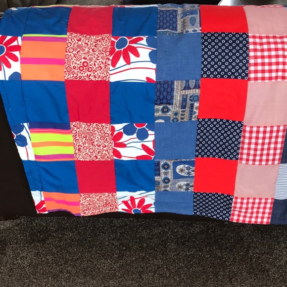 Quilt Farmhouse Style Handmade - Picture 7 of 10